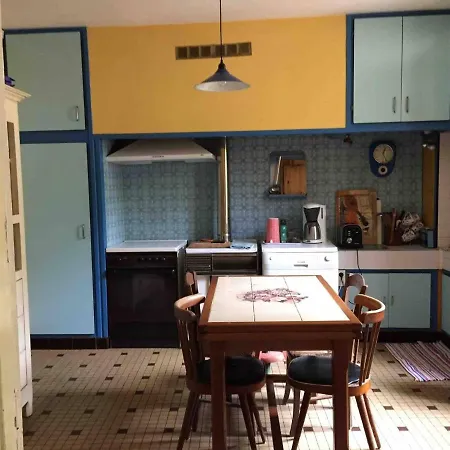 Vakantiehuis Maison De Village Agreable Et Cosy *